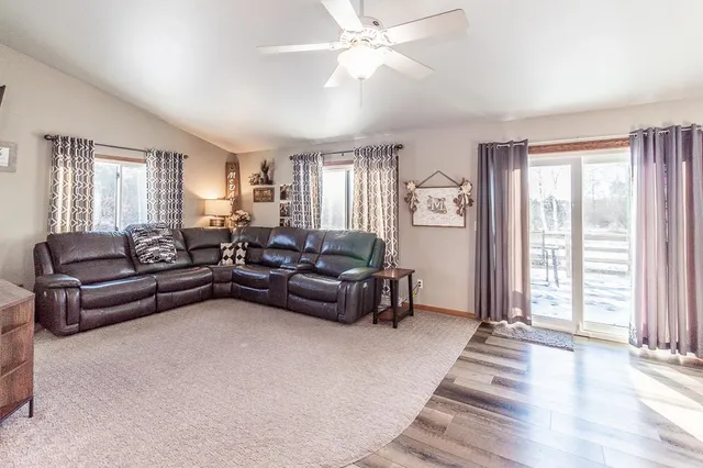 $429,900 | E6741 County Rd X, Weyauwega, WI 54983