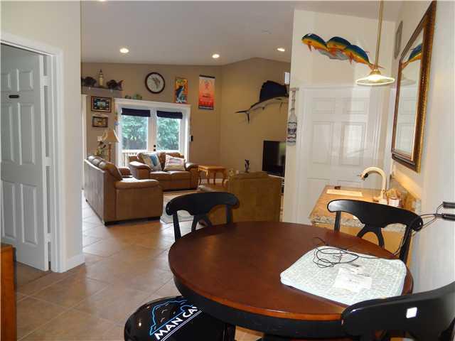 446 Robalo Court Stuart, FL 34996 - Photo 13 of 24 Gallery Image 13