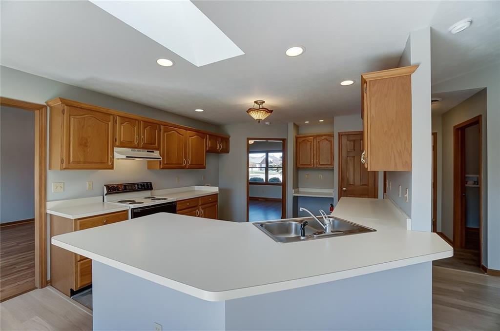 7881 Kings Ridge Circle Fairborn, OH 45324 - Photo 13 of 44