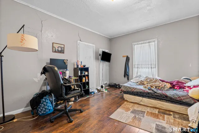 $250,000 | 185 Bunker Hill Avenue, Waterbury, CT 06708