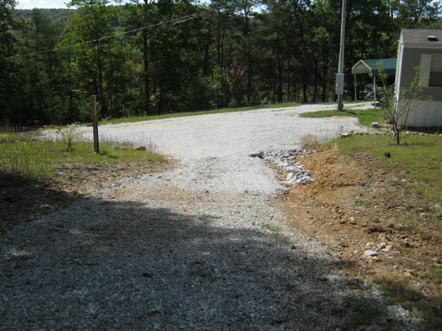 1438 Raccoon Loop Oneida, TN 37841 - Photo 18 of 35 IMG_1231