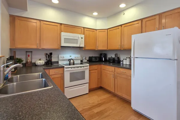 $218,000 | 1003 Ethan Allen Avenue, Unit A, Essex, VT 05452