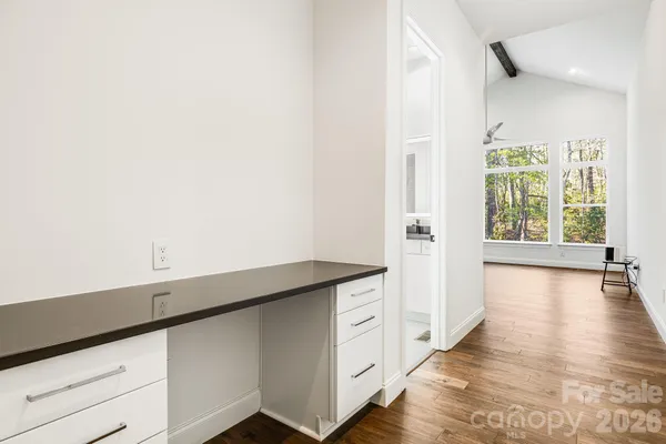 $1,895,000 | 202 Lakeshore Drive, Sapphire, NC 28774