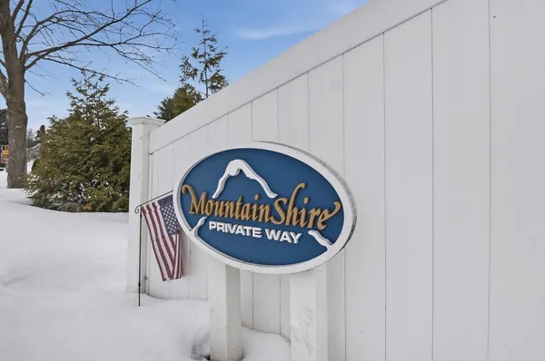 $340,000 | 39 Mountainshire Drive, Unit 39, Worcester, MA 01606