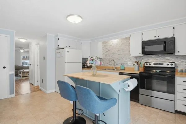 $340,000 | 39 Mountainshire Drive, Unit 39, Worcester, MA 01606