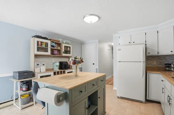 $340,000 | 39 Mountainshire Drive, Unit 39, Worcester, MA 01606