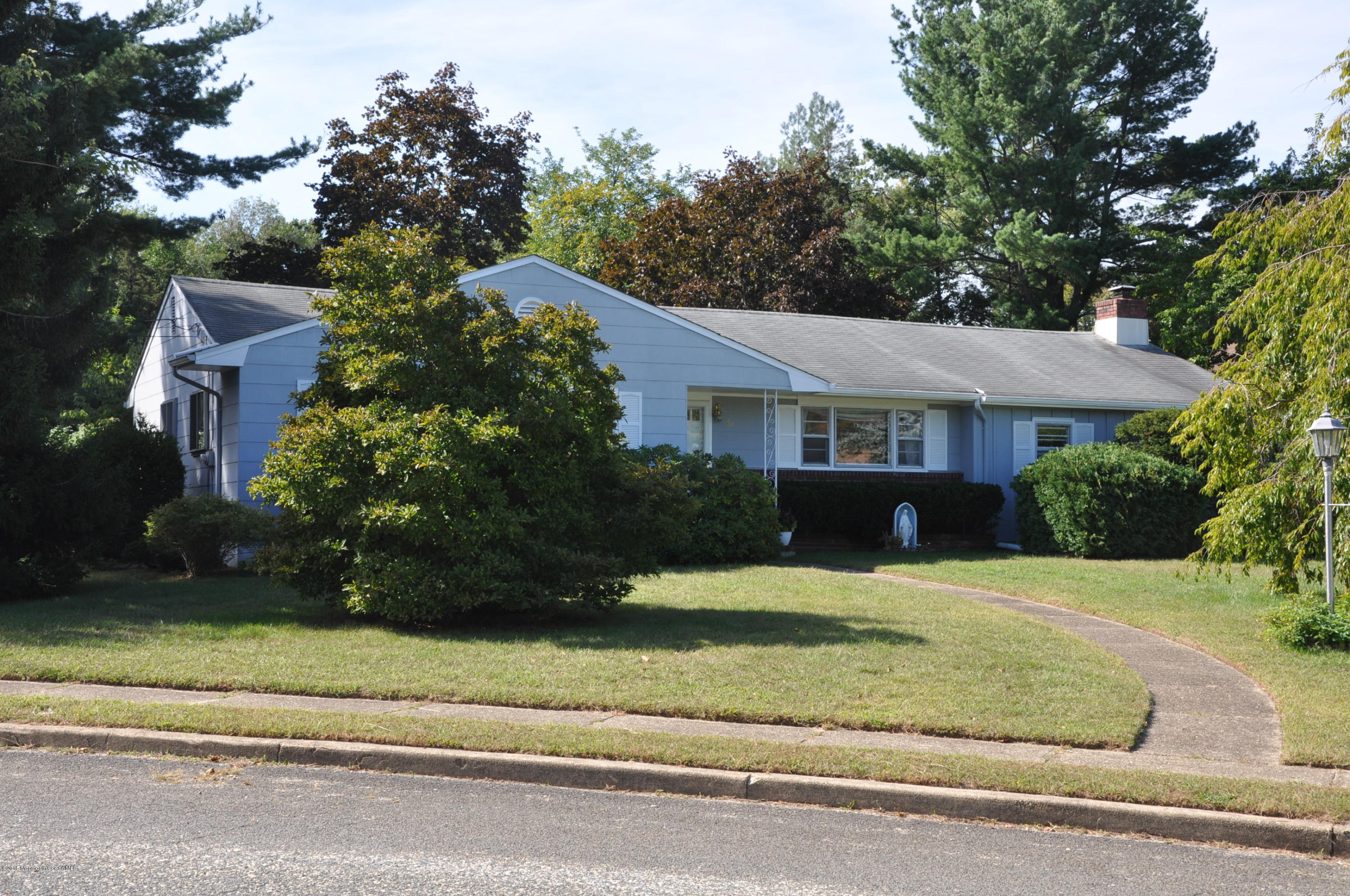 47 Westbrook Road Howell, NJ 07731 - Photo 1 of 1 DSC_3704