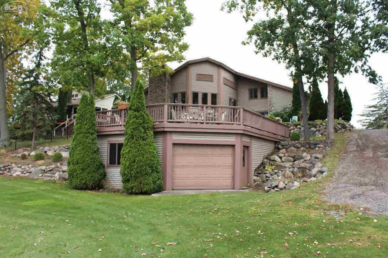 9435 Ridge Road Goodrich, MI 48438 - Photo 6 of 67 21378819-5.JPG