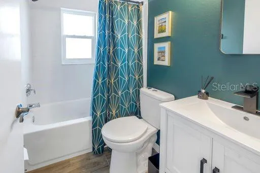 $2,450 | 6990 Place De La Paix, Unit 2B, South Pasadena, FL 33707