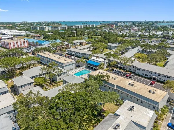 $2,450 | 6990 Place De La Paix, Unit 2B, South Pasadena, FL 33707