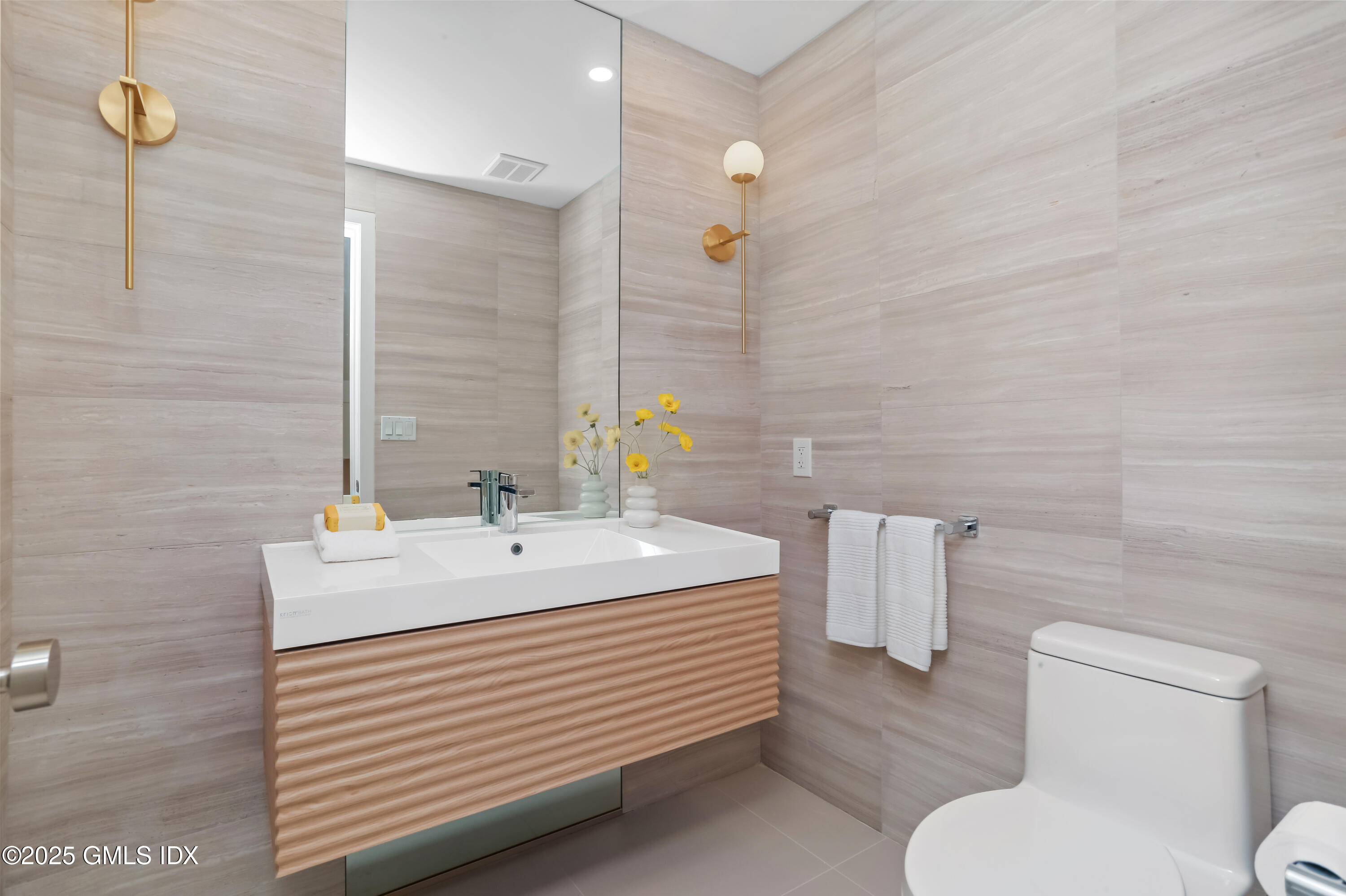 69 Taconic Road Greenwich, CT 06831 - Photo 24 of 31 Powder Room