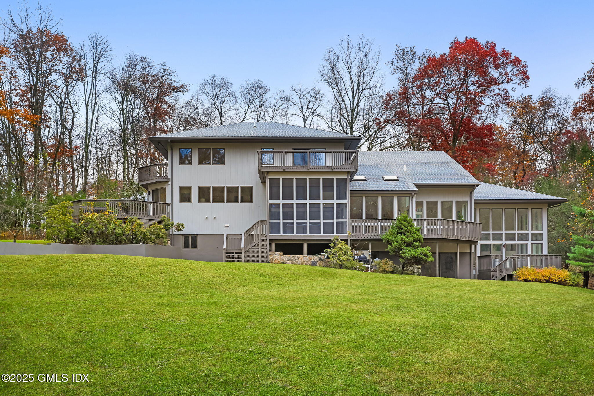 69 Taconic Road Greenwich, CT 06831 - Photo 29 of 31 65-web-or-mls-69-taconic-rd