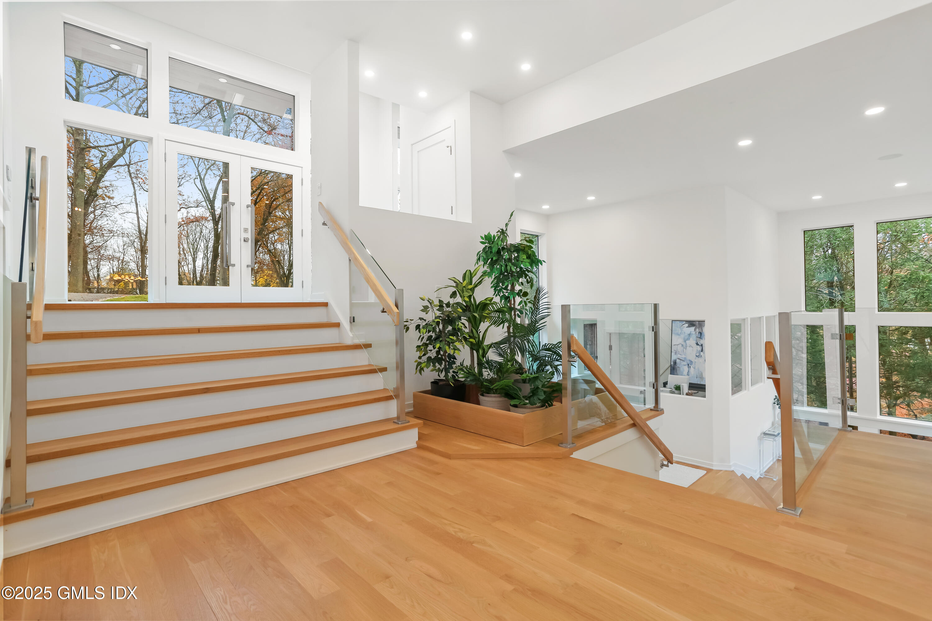 69 Taconic Road Greenwich, CT 06831 - Photo 3 of 31 11-print-69-taconic-rd