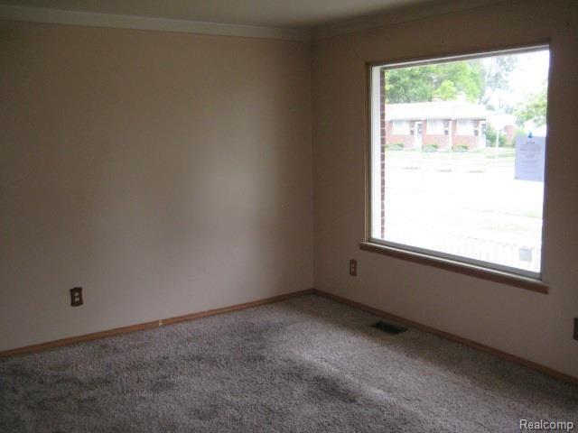 7712 Elm Street Taylor, MI 48180 - Photo 7 of 20