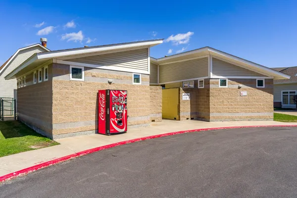 $549,900 | 1700 Candlewick Drive Southwest, Poplar Grove, IL 61065