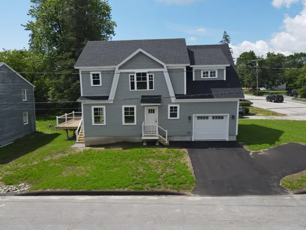 $639,000 | 18 Green Street, Westbrook, ME 04092