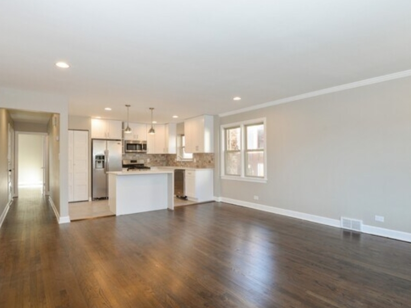 134 Callan Avenue, Unit 2 Evanston, IL 60202 - Photo 5 of 12