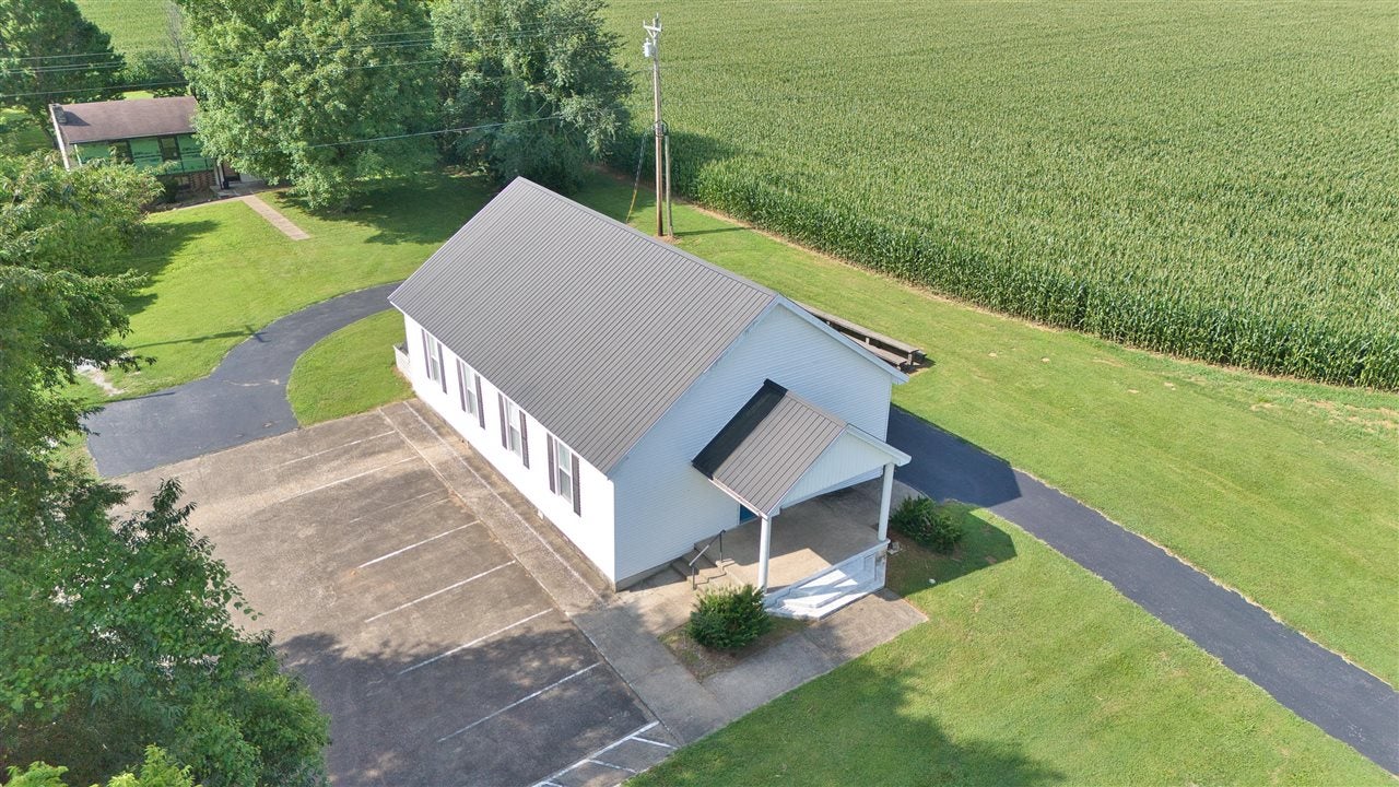 5519 Franklin Road Russellville, KY 42276 - Photo 3 of 22 Gallery Image 3