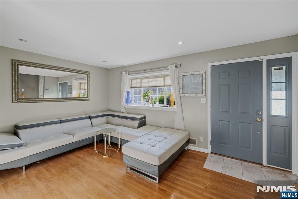 11 Raritan Avenue Paterson, NJ 07503 - Photo 12 of 42 Gallery Image 12