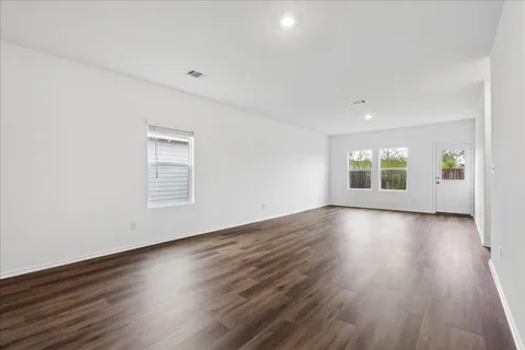 $225,000 | 114 Whoopers Loop, Kyle, TX 78640