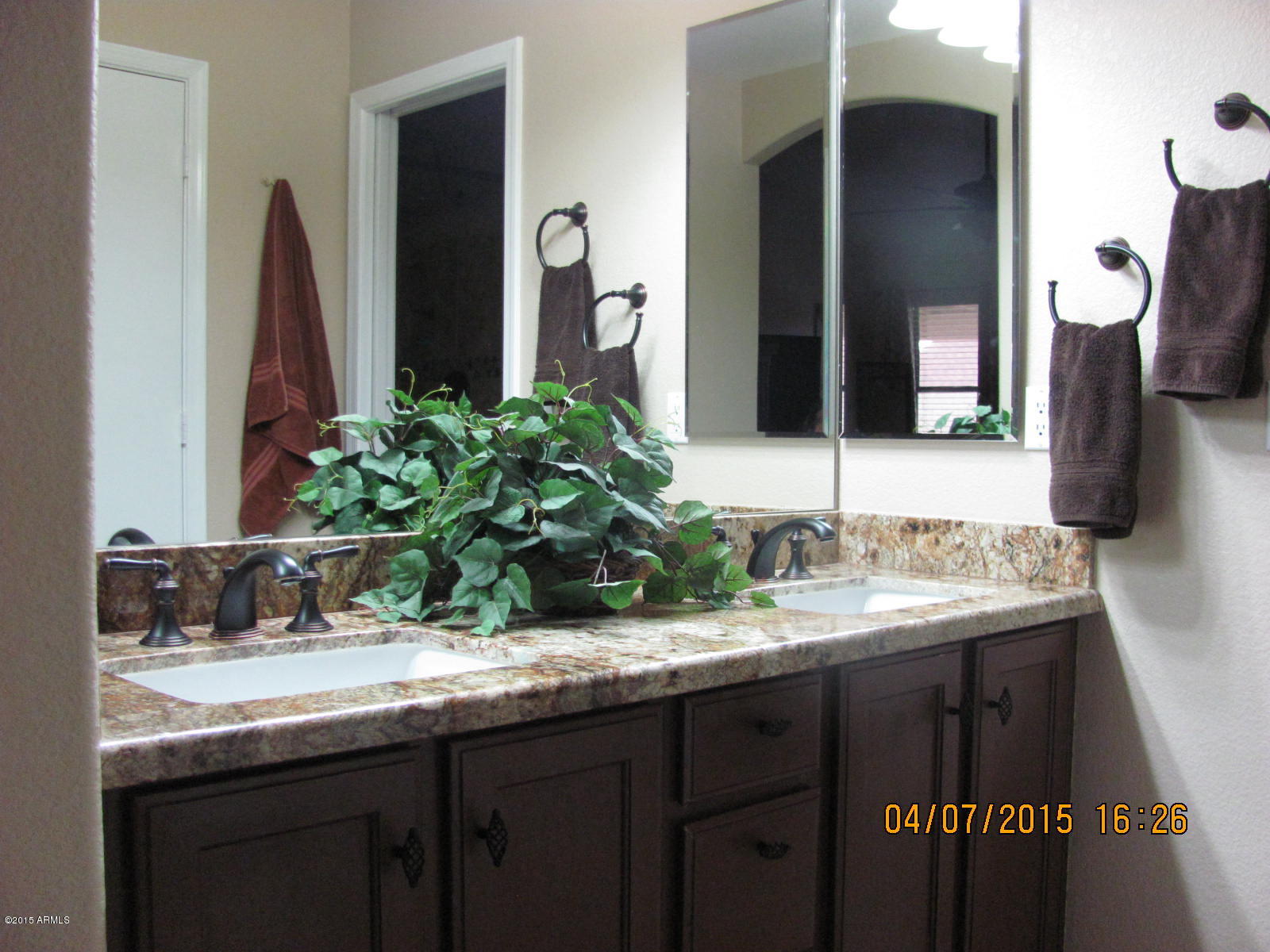 8731 West Ocotillo Road Glendale, AZ 85305 - Photo 12 of 21 REMODELED MASTER BATH