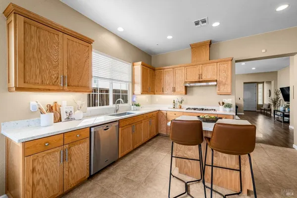 $749,000 | 624 Emerald Hills Circle, Fairfield, CA 94533