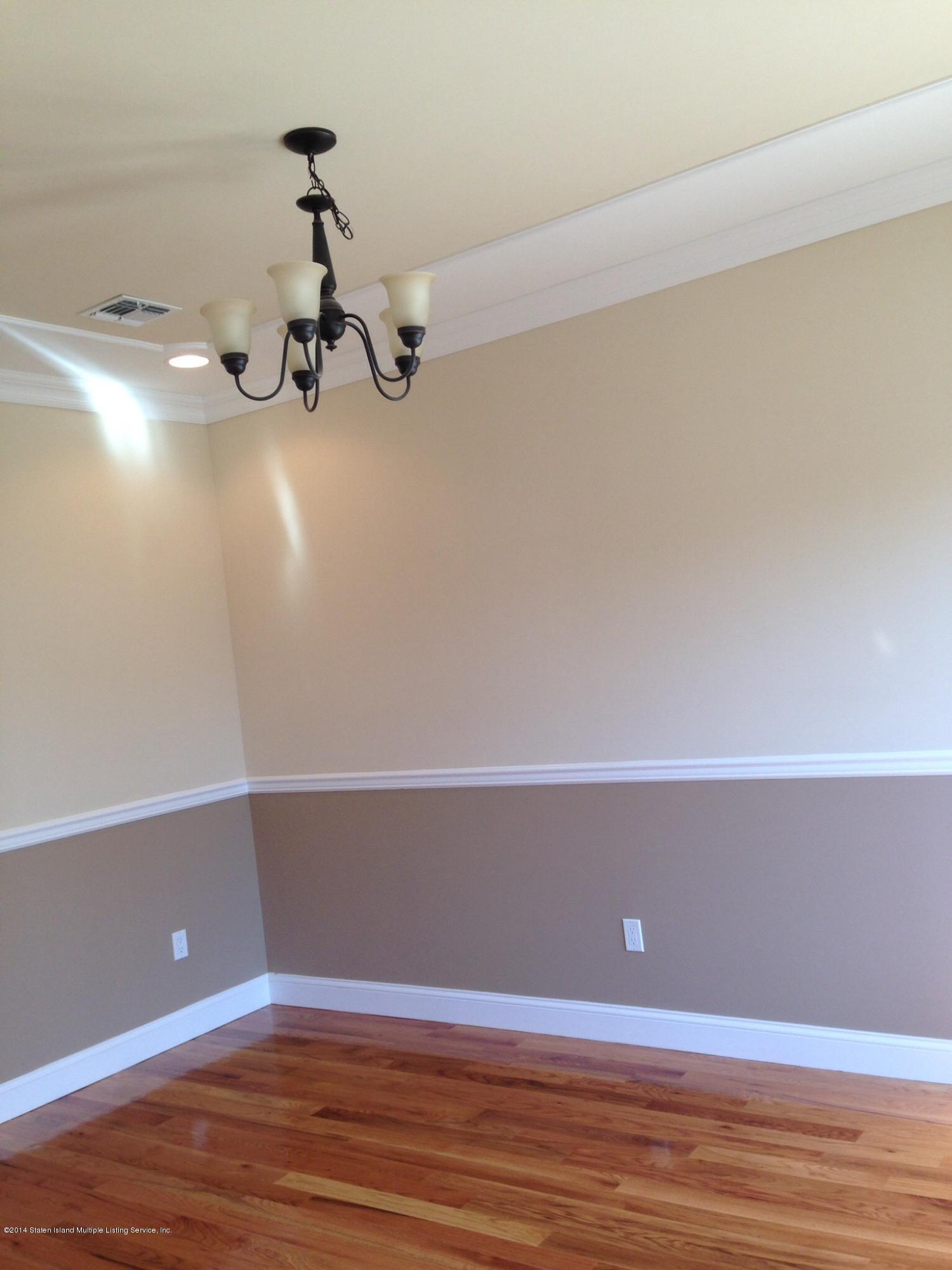 5689 Amboy Road Staten Island, NY 10309 - Photo 5 of 15 image