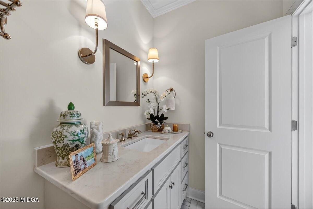 178 Broadleaf Drive Macon, GA 31210 - Photo 24 of 45 a bathroom with a sink vanity and a mirror