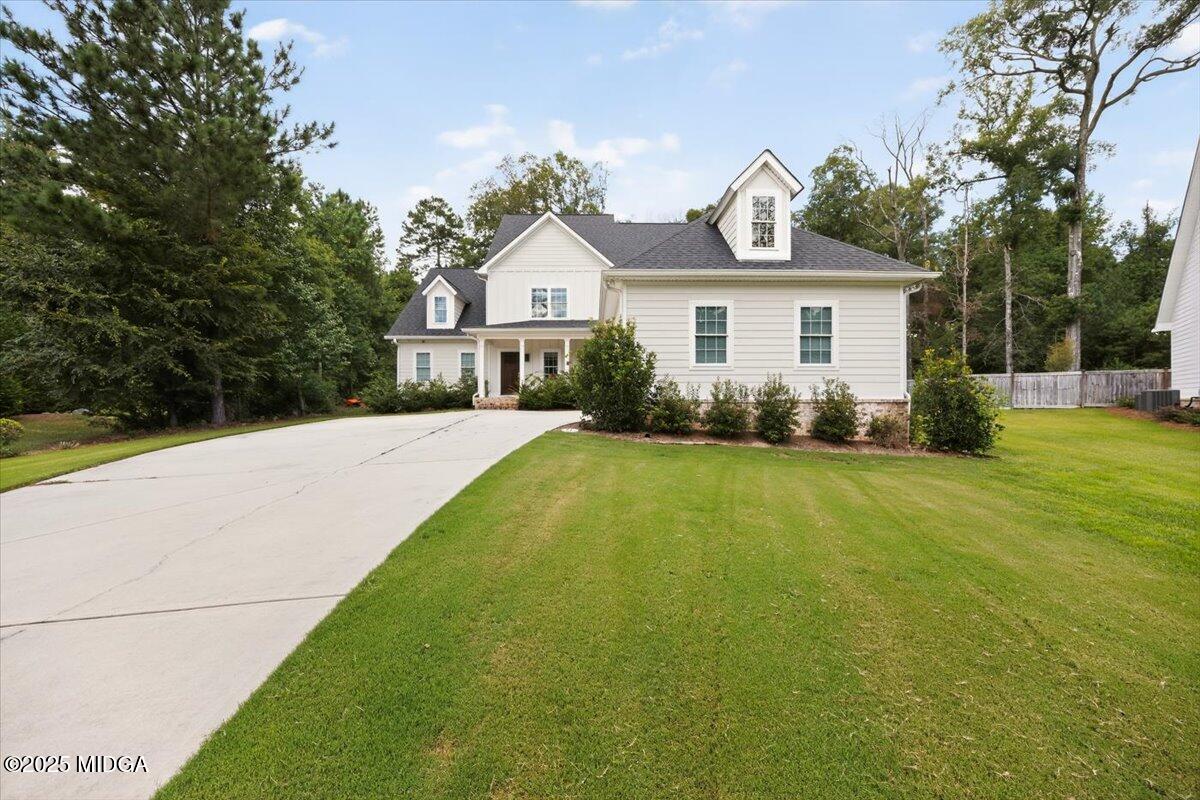 178 Broadleaf Drive Macon, GA 31210 - Photo 44 of 45 front view of a house with a yard