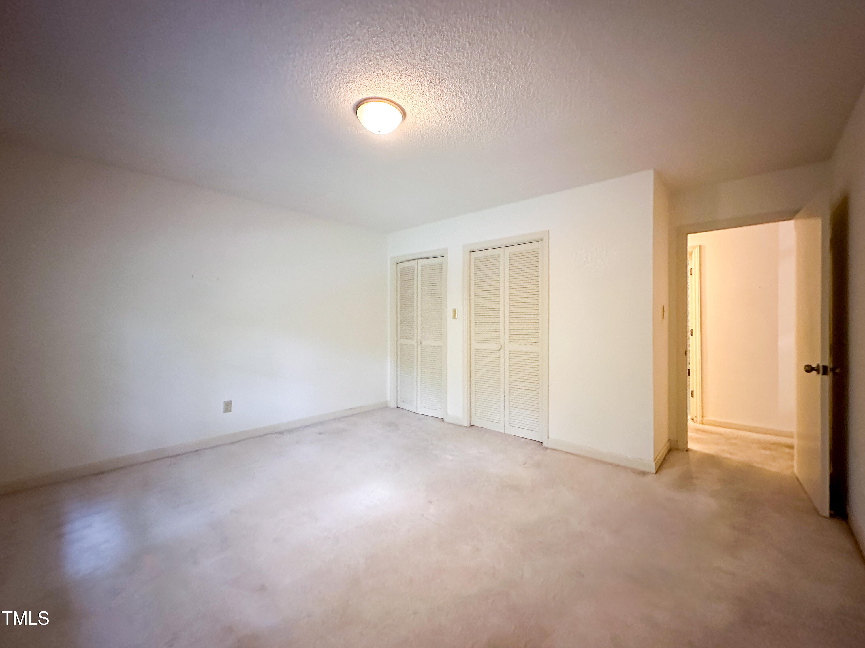 2118 North Woodland Road Henderson, NC 27536 - Photo 22 of 37 IMG_5908