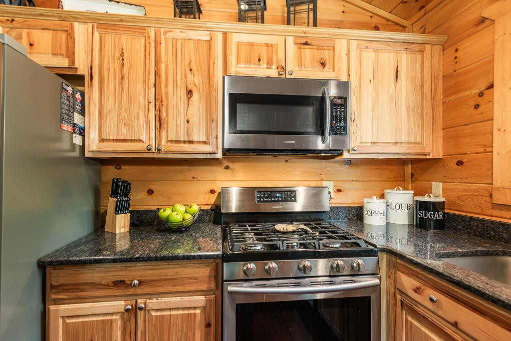 245 Fern Way Murphy, NC 28906 - Photo 17 of 59