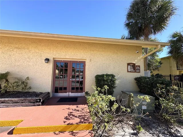 $1,250 | 7605 Nacido Court, Tampa, FL 33615