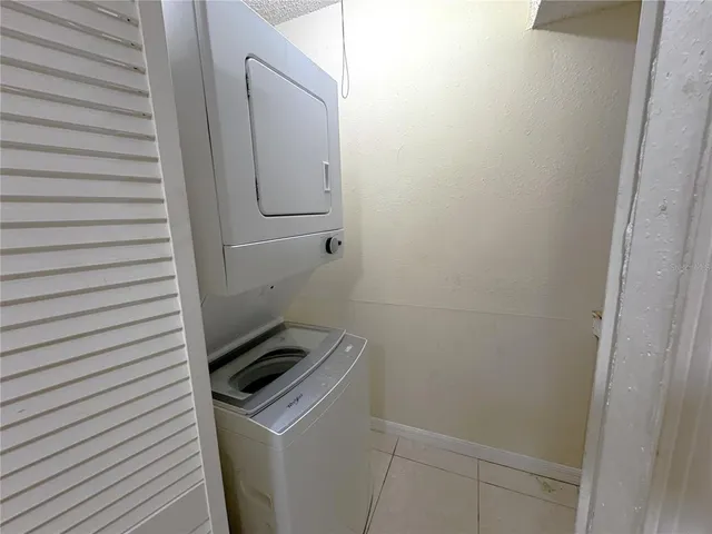 $1,250 | 7605 Nacido Court, Tampa, FL 33615