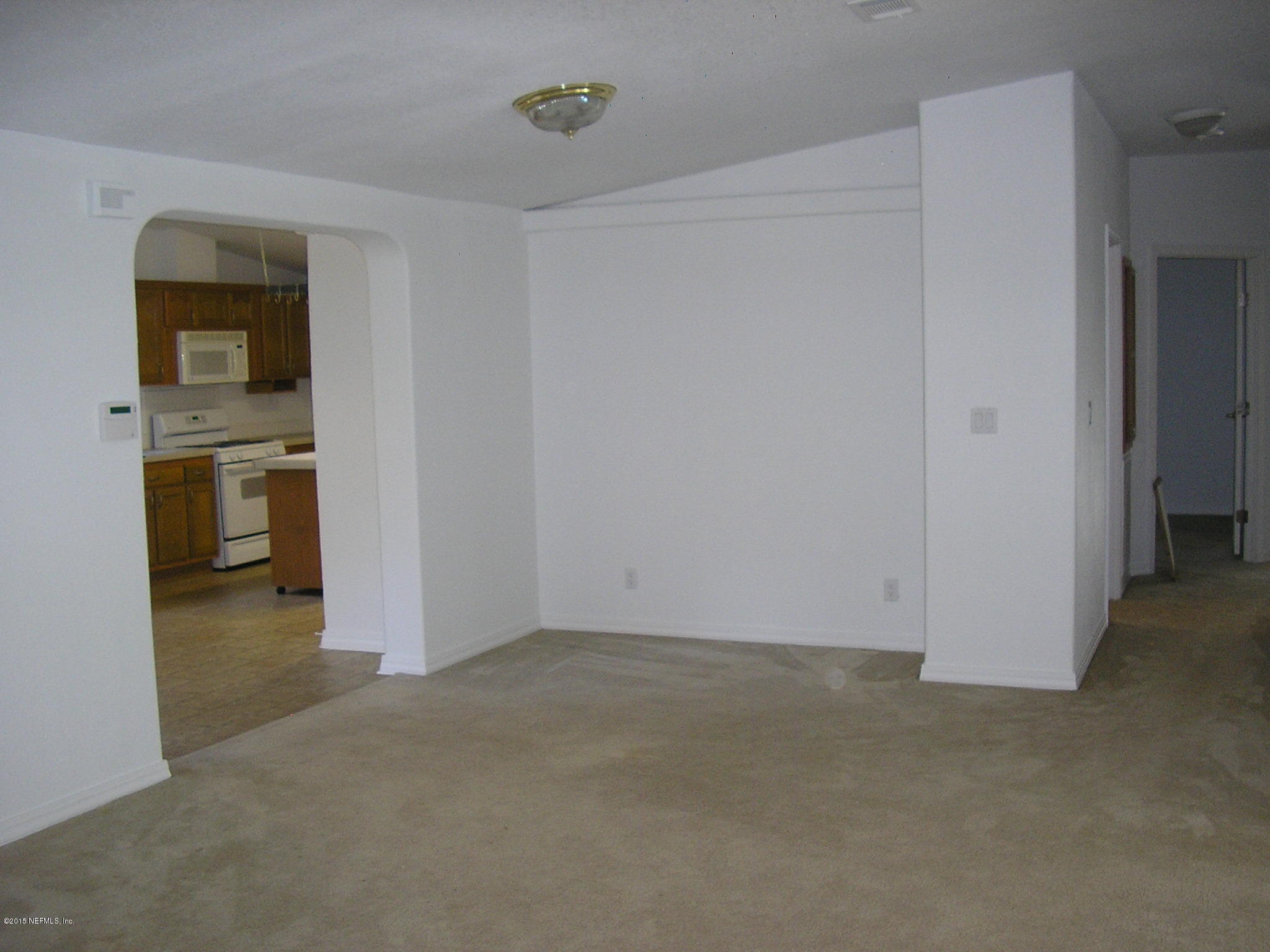 246 Nichols Road Florahome, FL 32140 - Photo 7 of 41 LIVING ROOM