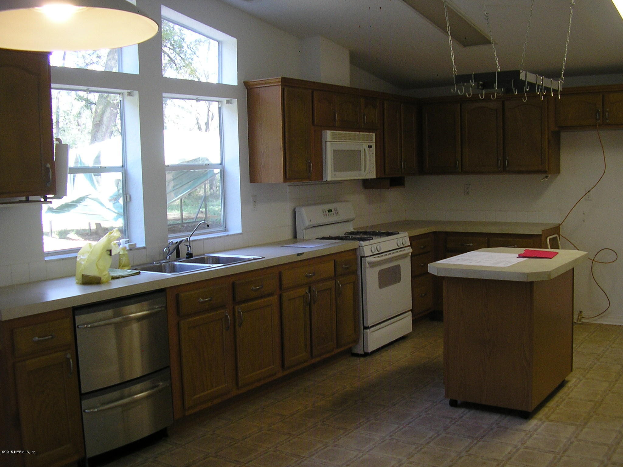 246 Nichols Road Florahome, FL 32140 - Photo 8 of 41 KITCHEN