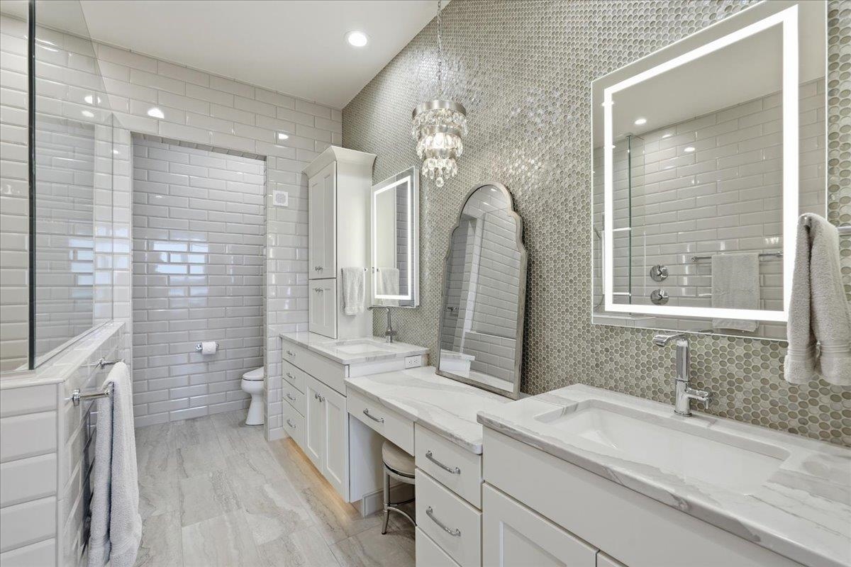 625 North Segoe Road, Unit 1100 Madison, WI 53705 - Photo 29 of 60