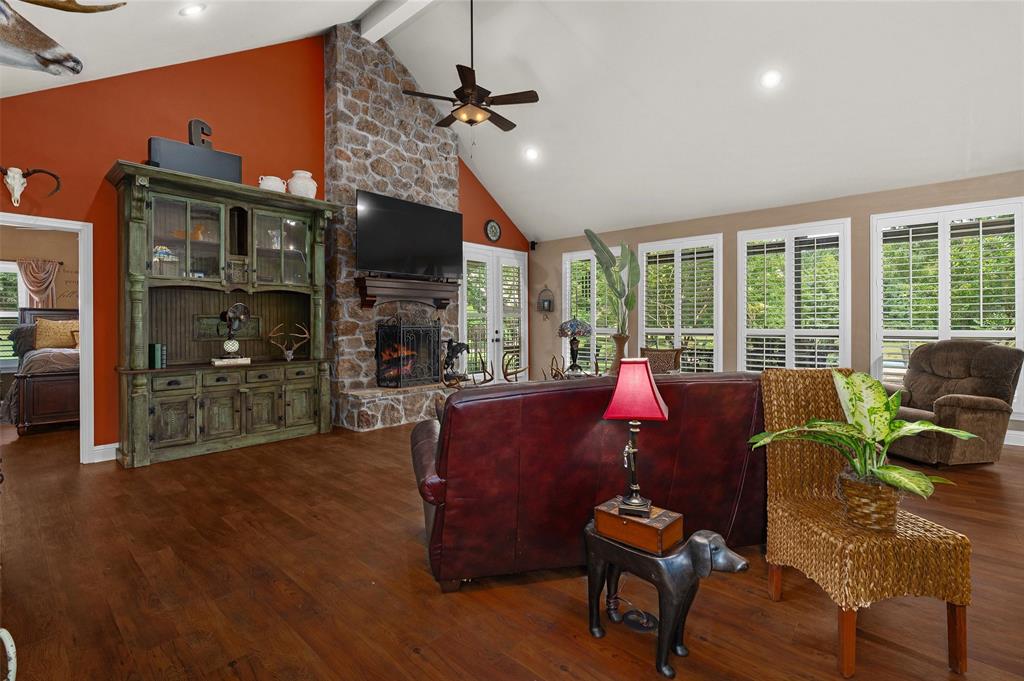 4367 Black Jack Road Jefferson, TX 75657 - Photo 6 of 34