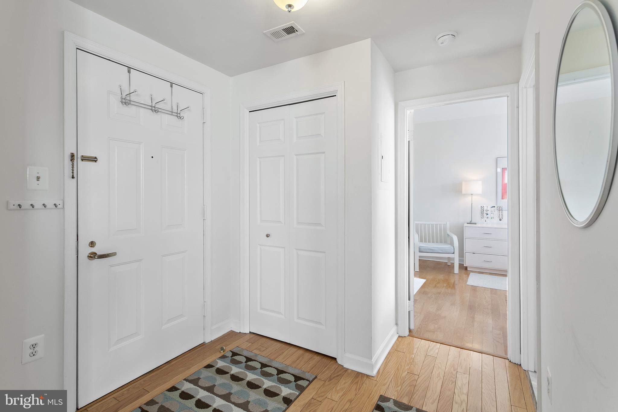 1619 R Street Northwest, Unit 503 Washington, DC 20009 - Photo 5 of 18 Entry to #503