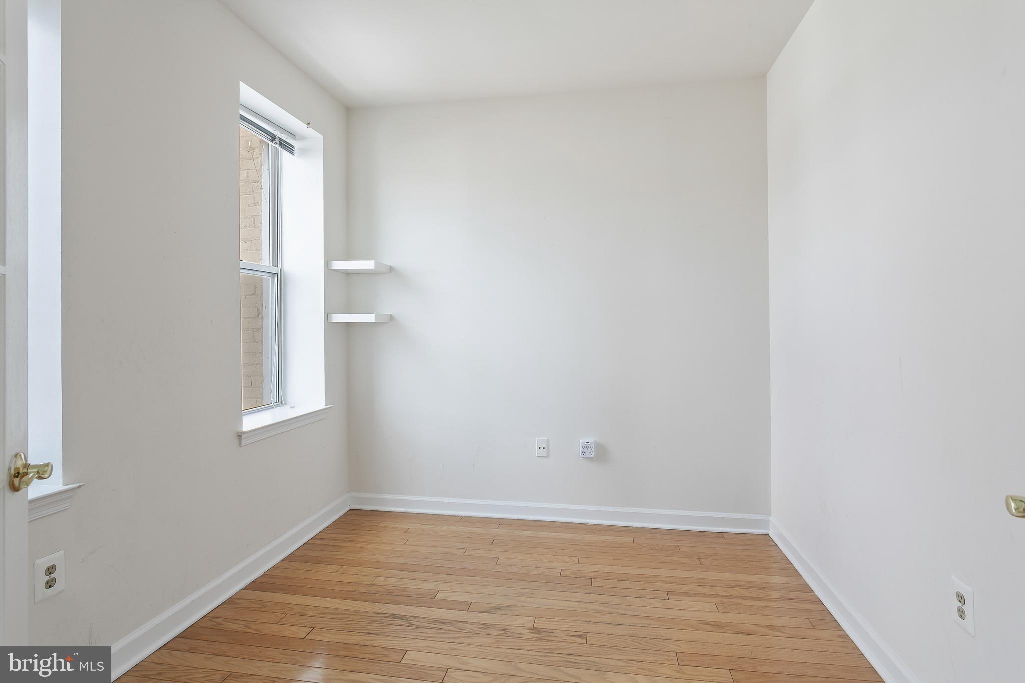 1619 R Street Northwest, Unit 503 Washington, DC 20009 - Photo 9 of 18 Den/Office/Second Bedroom