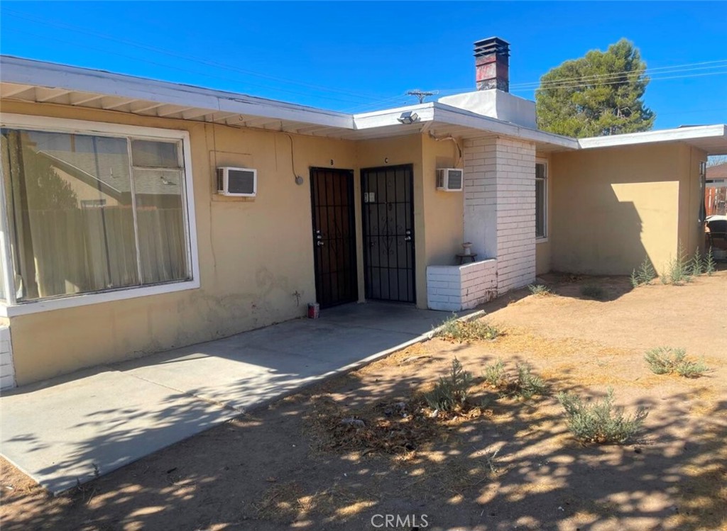 13508 Yakima Road Apple Valley, CA 92308 - Photo 1 of 7 Gallery Image 1