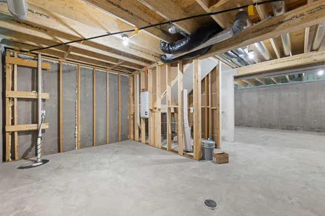 $594,585 | 7541 Lower 42nd Street North, St. Paul, MN 55128