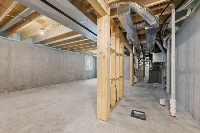 $594,585 | 7541 Lower 42nd Street North, St. Paul, MN 55128