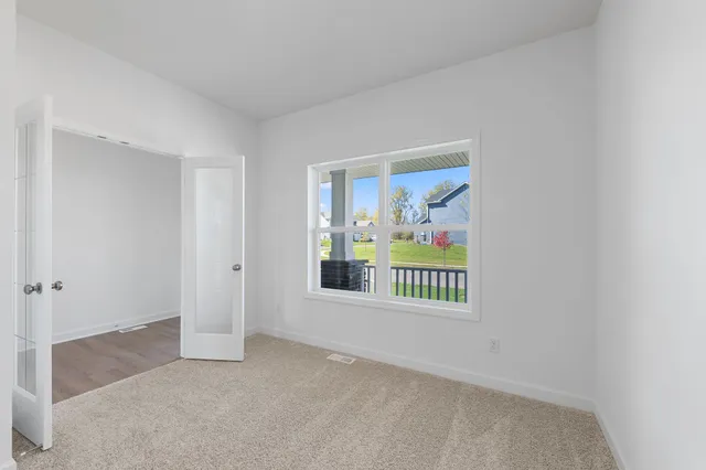 $564,876 | 7541 Lower 42nd Street North, St. Paul, MN 55128