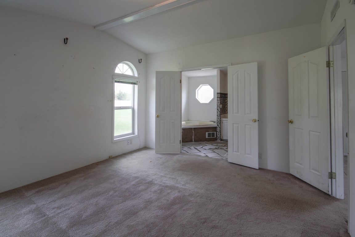 1118 West Paradise Road Spokane, WA 99224 - Photo 12 of 18