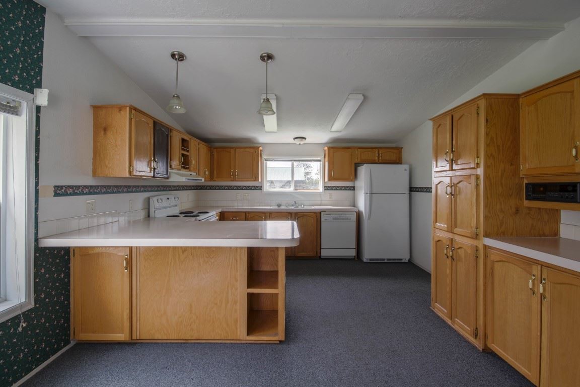 1118 West Paradise Road Spokane, WA 99224 - Photo 5 of 18