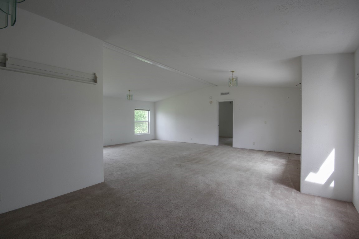 1118 West Paradise Road Spokane, WA 99224 - Photo 9 of 18