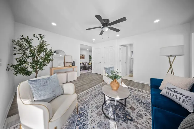 $259,900 | 302 North Center Street, Plano, IL 60545