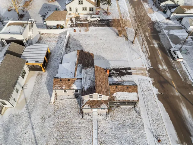 $259,900 | 302 North Center Street, Plano, IL 60545