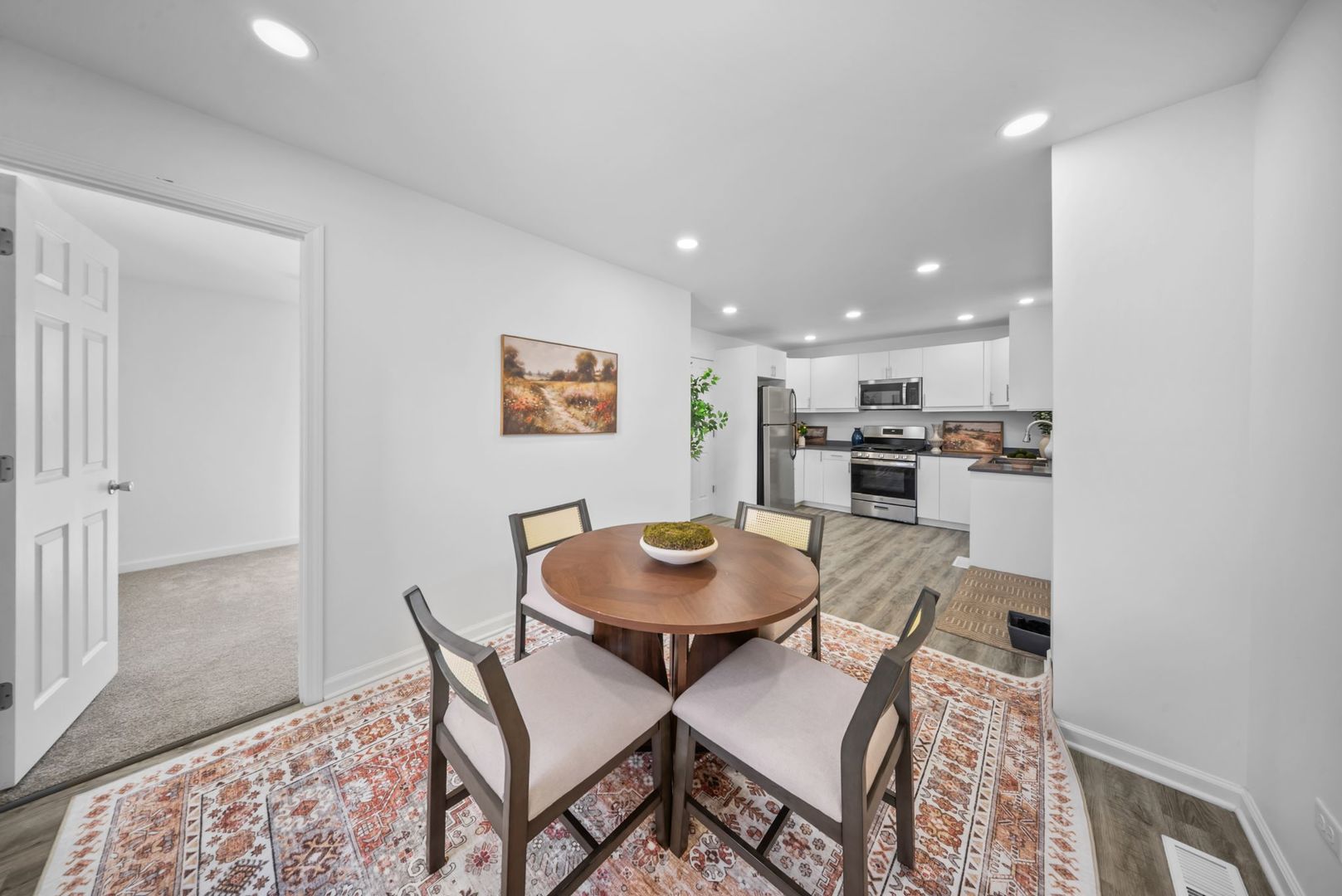 302 North Center Street Plano, IL 60545 - Photo 10 of 25