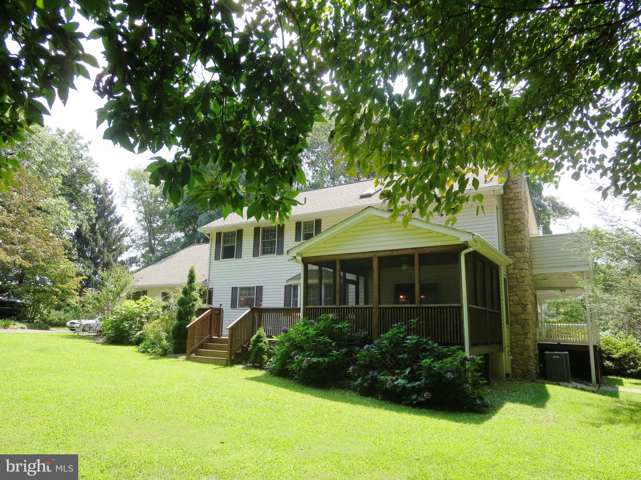 102 Davis Road Street, MD 21154 - Photo 23 of 30 Beautiful Yard